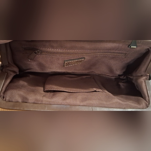 EUC Vintage Fossil Burgundy & Mocha Suede Boho Kiss Lock Clutch Purse Bag - Picture 4 of 10